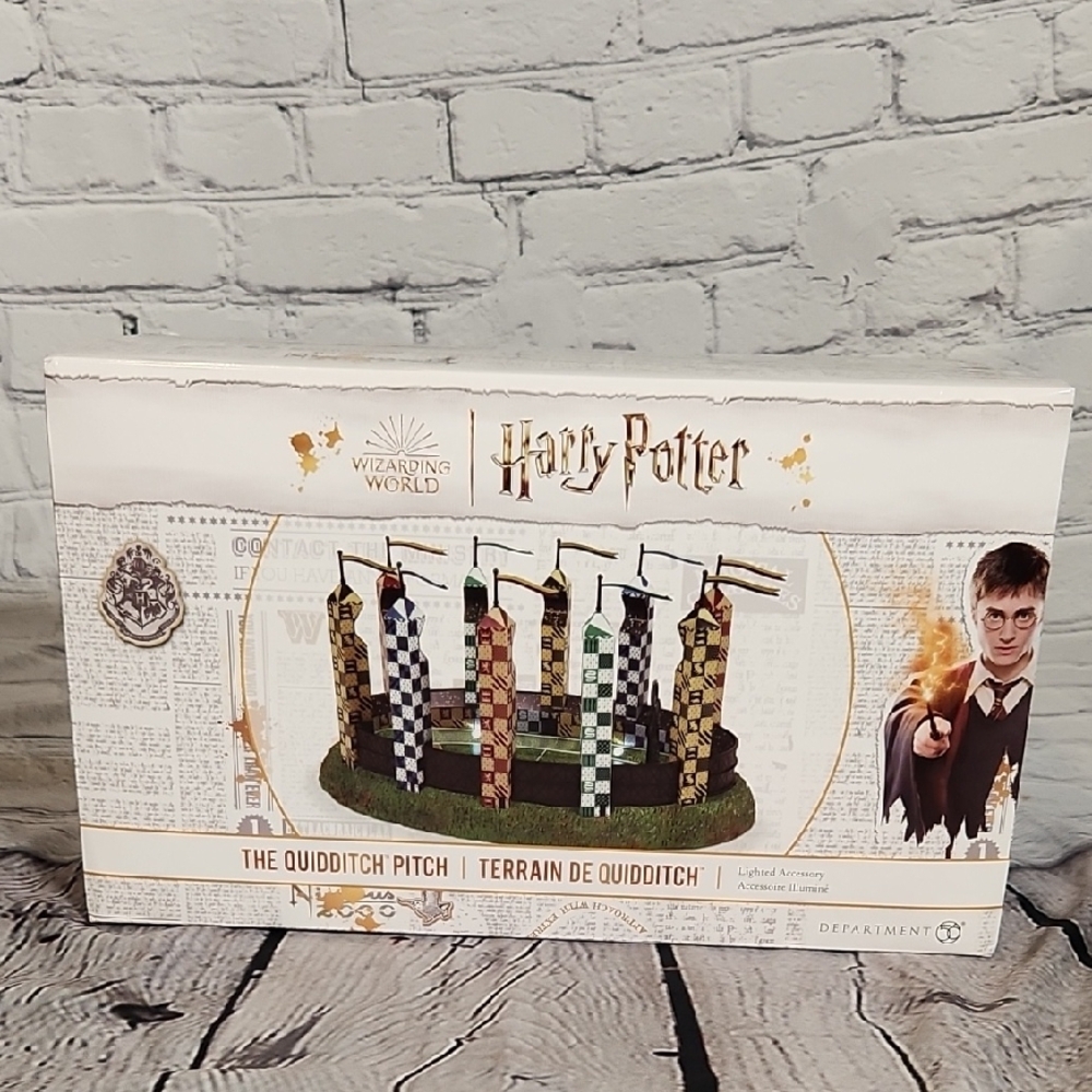 Department 56 Harry Potter Quidditch Pitch Set